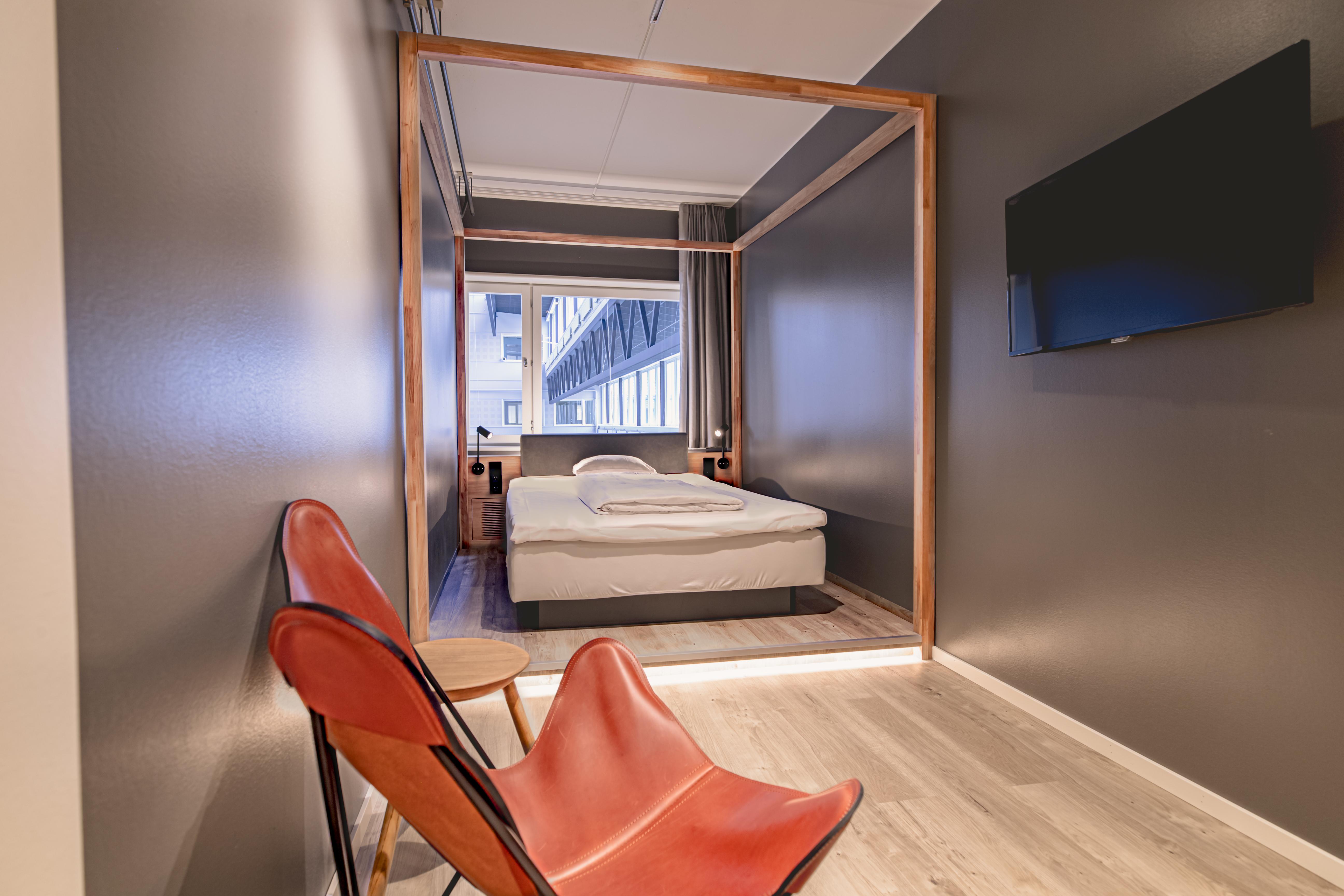 Hotel First Stockholm North 4*