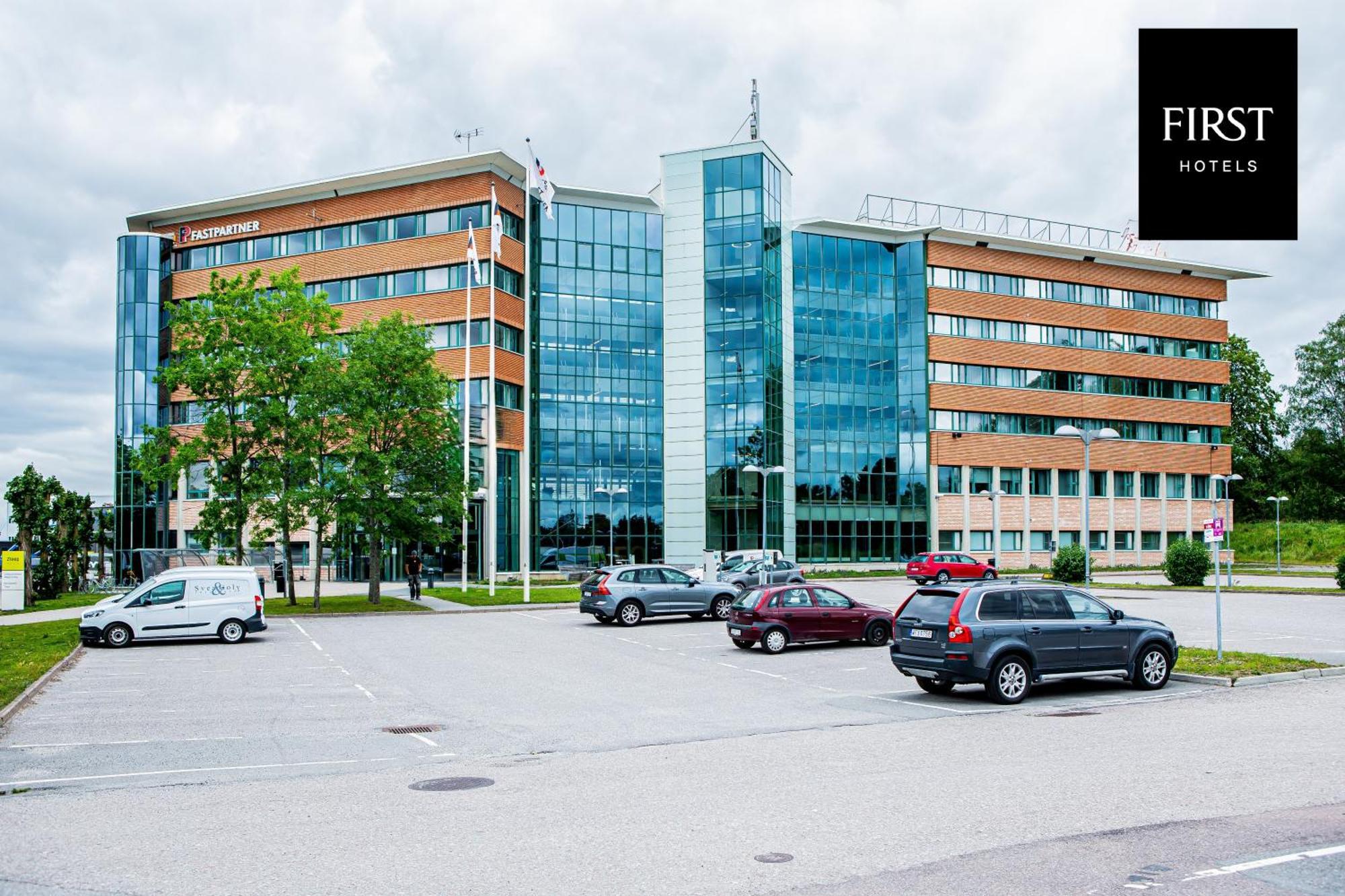 Hotel First Stockholm North 4*